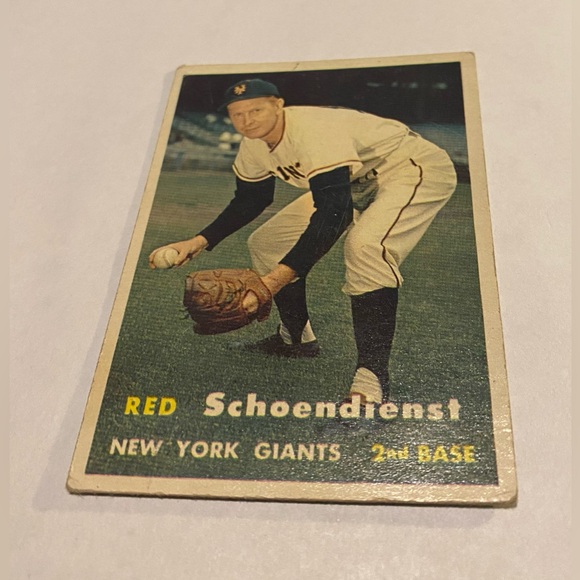 Red Schoendienst 1957 Topps Baseball Card Original Collectible Vin# 154 - Picture 3 of 3